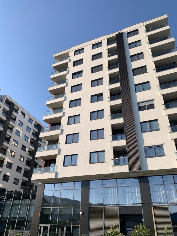 Pink Modern Apartment 斯科普里 外观 照片