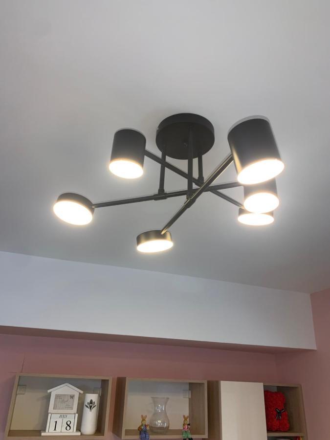 Pink Modern Apartment 斯科普里 外观 照片